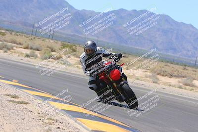 media/Sep-25-2023-Moto Forza (Mon) [[81ffa65e0a]]/B-C Group/Session 3 (Turn 16 Inside)/